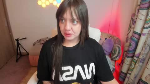 Snapshot of sophia_grants chatting on 11.11.25 sophia_grants online show from 11.11.25