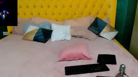 Snapshot of sophia_smith4146 chatting on 02.23.25 sophia smith4146 online show from 02.23.25