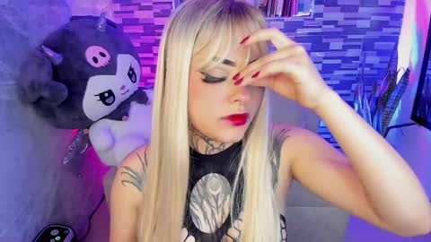 Sophia online show from 10.12.25