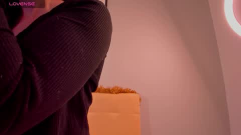 Sophia online show from 12.15.25