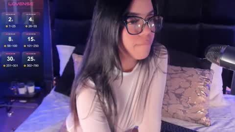 Sophie Hill  online show from 11.21.25