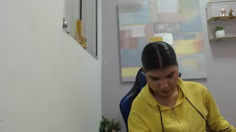 Snapshot of sophiabedford chatting on 07.18.26 Sophia Bedford online show from 07.18.26