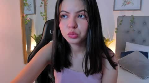 Snapshot of sophiahowland chatting on 02.11.26 Sophia Howland online show from 02.11.26