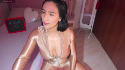    online show from 09.11.25
