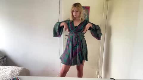 Snapshot of sophiasnarl chatting on 02.24.26 Sofi online show from 02.24.26