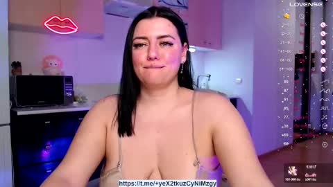 Snapshot of sophiasoft chatting on 02.02.26 Sophia online show from 02.02.26