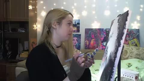 Snapshot of sophiasonata chatting on 12.04.24 SophiaSonata online show from 12.04.24