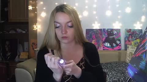 Snapshot of sophiasonata chatting on 12.13.24 SophiaSonata online show from 12.13.24