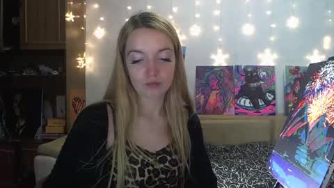 Snapshot of sophiasonata chatting on 12.13.24 SophiaSonata online show from 12.13.24