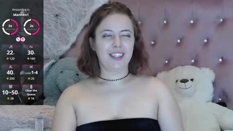 sophiastarr10 online show from 10.31.25