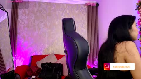sophia walker online show from 09.17.25