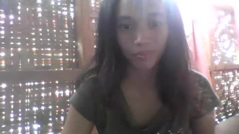 Snapshot of sophie_193 chatting on 03.04.25 sophie_193 online show from 03.04.25