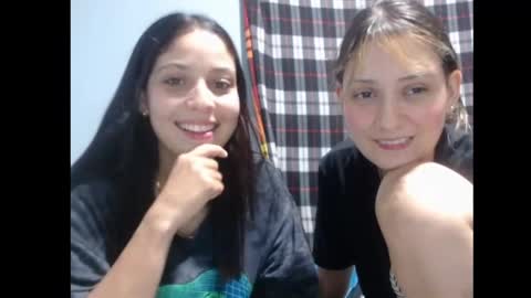 Snapshot of sophie_cutexx chatting on 11.30.25 sophie online show from 11.30.25