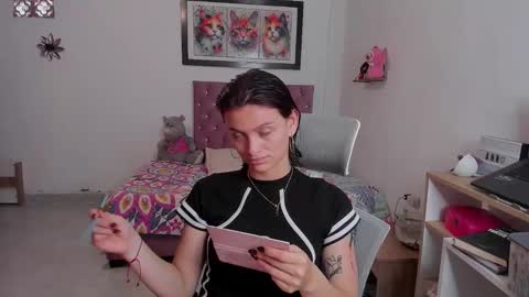 Snapshot of sophie_dolly_ chatting on 01.17.26 sophie doll online show from 01.17.26