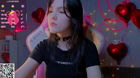 sophie_nomenal_ online show from 02.11.26