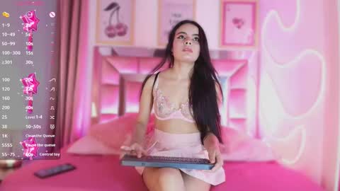 Sophie  online show from 11.30.25