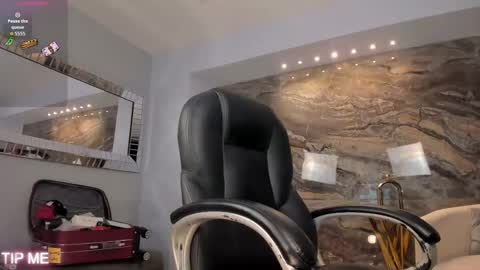 Sophie online show from 11.17.25