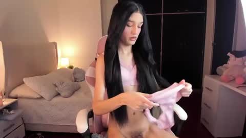    online show from 08.03.26