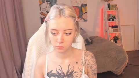 Sophie  online show from 02.03.25