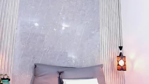         online show from 03.06.25