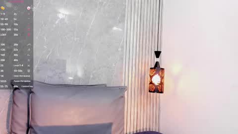         online show from 03.08.25