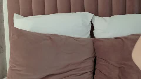 Sophie online show from 04.08.26