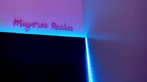 Snapshot of sophieharris__ chatting on 03.01.25 sophieharris__ online show from 03.01.25