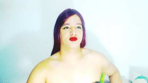 sophiehillsxo online show from 04.12.26