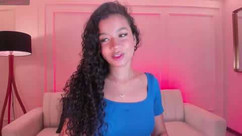 Sophie Houston online show from 09.11.25