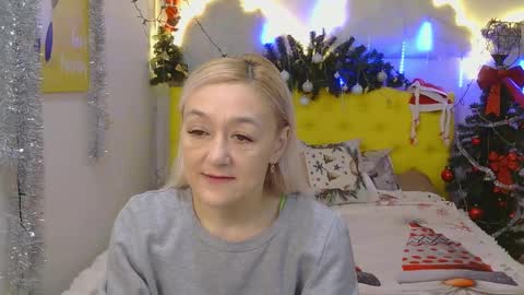 Snapshot of sophiekittyy chatting on 01.19.25 sophiekittyy online show from 01.19.25