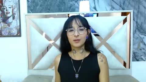 sophieesmithcs online show from 04.12.26