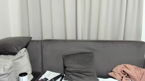 Sofia online show from 12.19.24