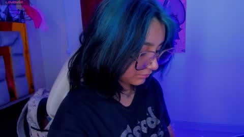 Snapshot of sophievv chatting on 02.27.26 Sophie online show from 02.27.26