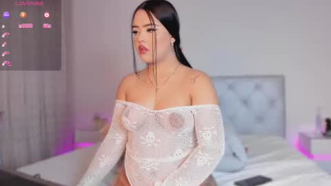 sophy  online show from 03.06.25