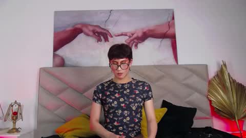 soro_lovelyboy online show from 09.13.25