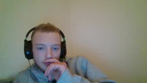 Snapshot of soumi854640 chatting on 02.19.25 soumi854640 online show from 02.19.25