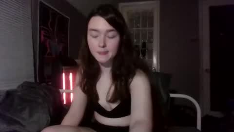 Snapshot of soursou chatting on 02.11.25 sours online show from 02.11.25