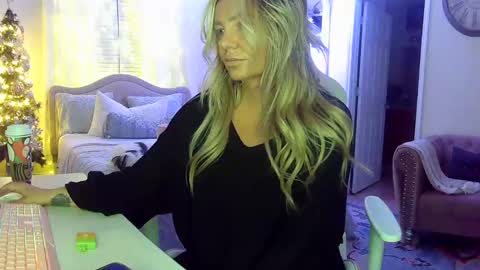 Snapshot of southernbarbii chatting on 12.02.24 Your Barbii online show from 12.02.24