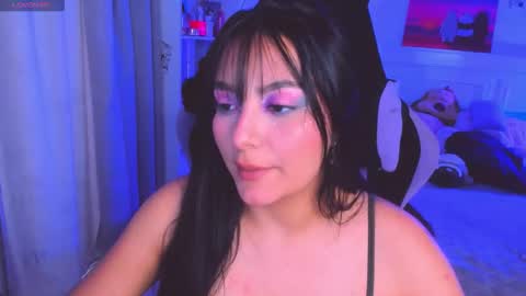 Lili online show from 12.13.25