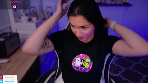 Luisa    online show from 11.22.25