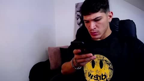 Snapshot of soyraydimarco_ chatting on 12.27.24 RayDimarco independent model online show from 12.27.24