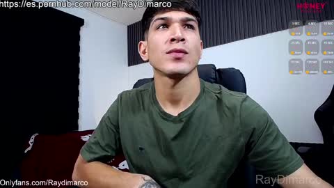 Snapshot of soyraydimarco_ chatting on 01.28.25 RayDimarco independent model online show from 01.28.25