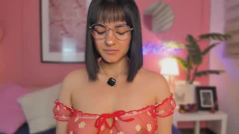 Aleja online show from 11.21.25