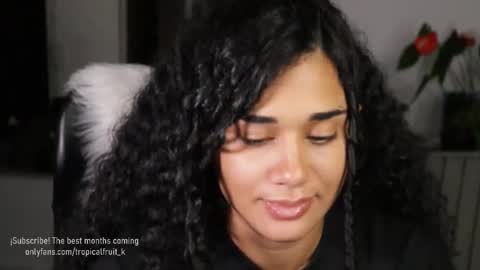 You want to talk to me more personal follow me in My Channel VIP  50 the discount       online show from 10.20.25