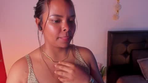 Paula  add me on snap online show from 01.04.25