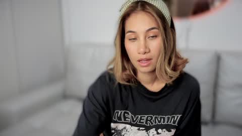 Snapshot of soytulu_ chatting on 01.14.25 brisa s online show from 01.14.25