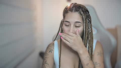 Snapshot of soytulu_ chatting on 01.26.25 brisa s online show from 01.26.25