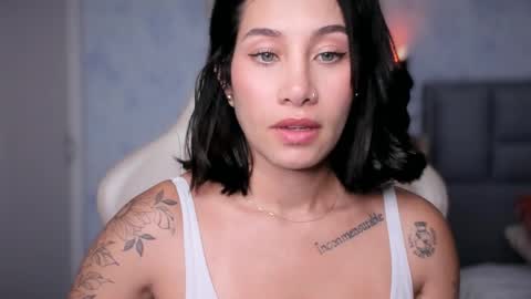 Snapshot of soytulu_ chatting on 11.06.25 brisa s online show from 11.06.25