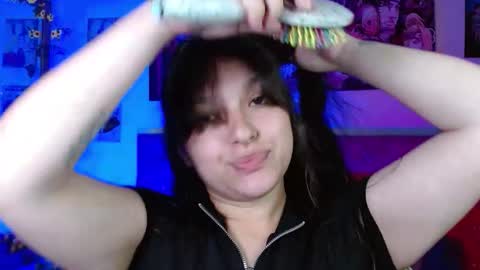 Y U K Y online show from 09.17.25