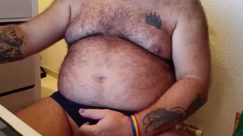 Snapshot of spain_bear chatting on 10.12.25 spain_bear online show from 10.12.25
